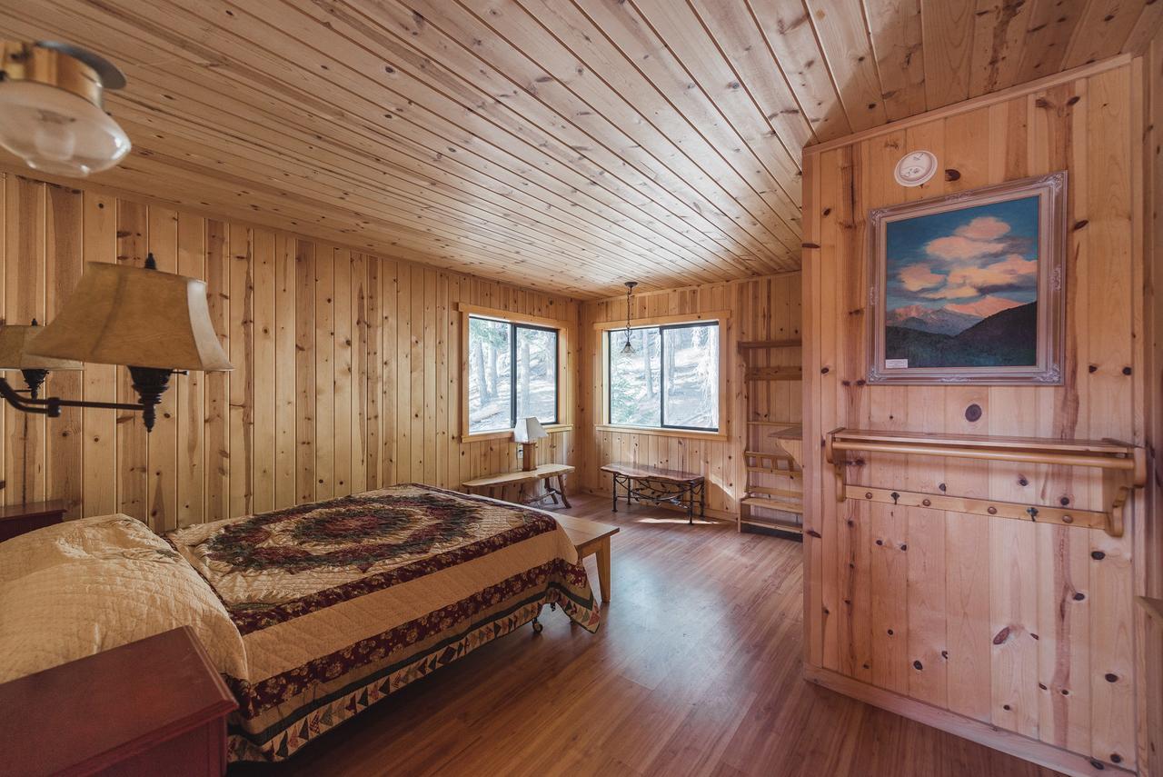 Silver City Mountain Resort Три Ривърс Екстериор снимка